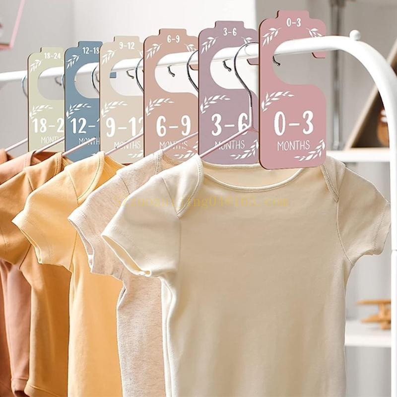 Set van 8 babykast houten verd - Baby Nursery Closet recensie en prijs