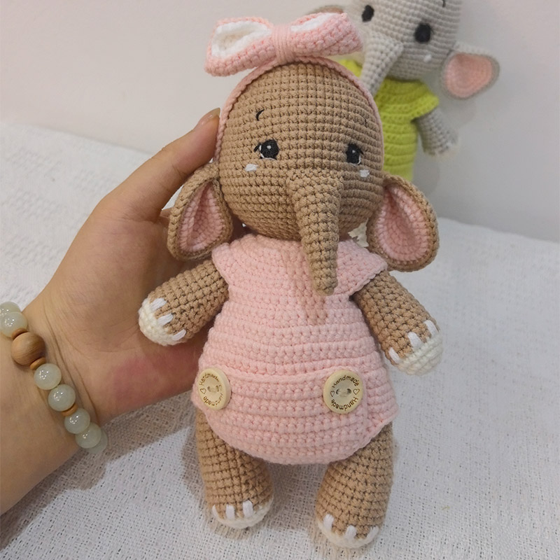 Handgemaakte gehaakte olifant  - Baby Nursery Game recensie en prijs